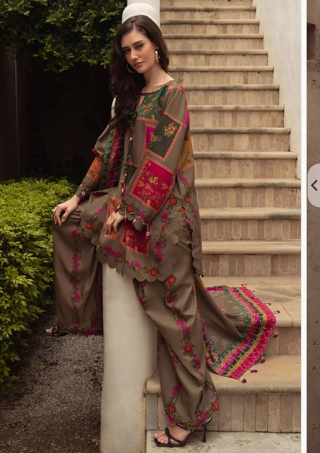 Digital Printed 3pc Karandi Dress With Digital Printed Karandi Shawl