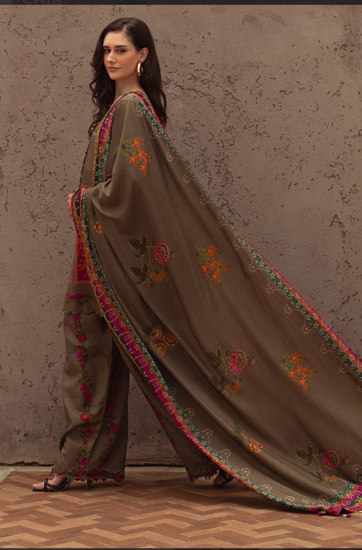 DIGITAL PRINTED 3PC KARANDI DRESS WITH DIGITAL PRINTED KARANDI SHAWL